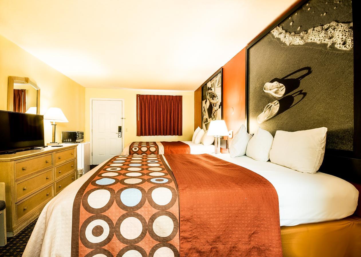 Super 8 By Wyndham Chipley Hotel Exterior foto